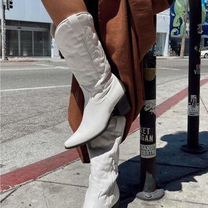 Princess Polly Therapy Clayton Boots White